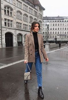 Ways to Style a Casual Blazer for Any
Occasion