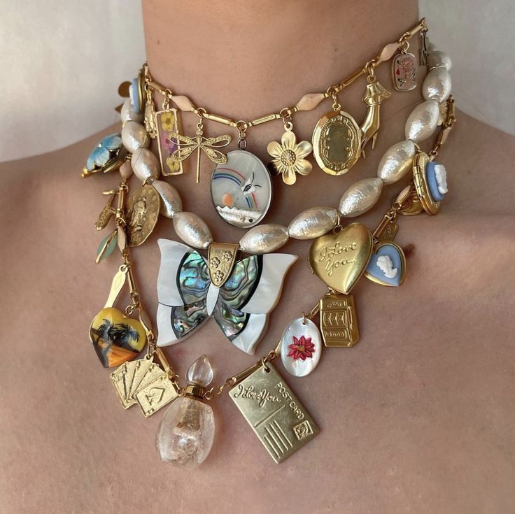 The Ultimate Guide to Choosing the
Perfect Charm Necklace