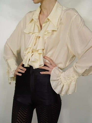How to Style Cream Blouse: Best 15 Ladylike Outfit Ideas for Women