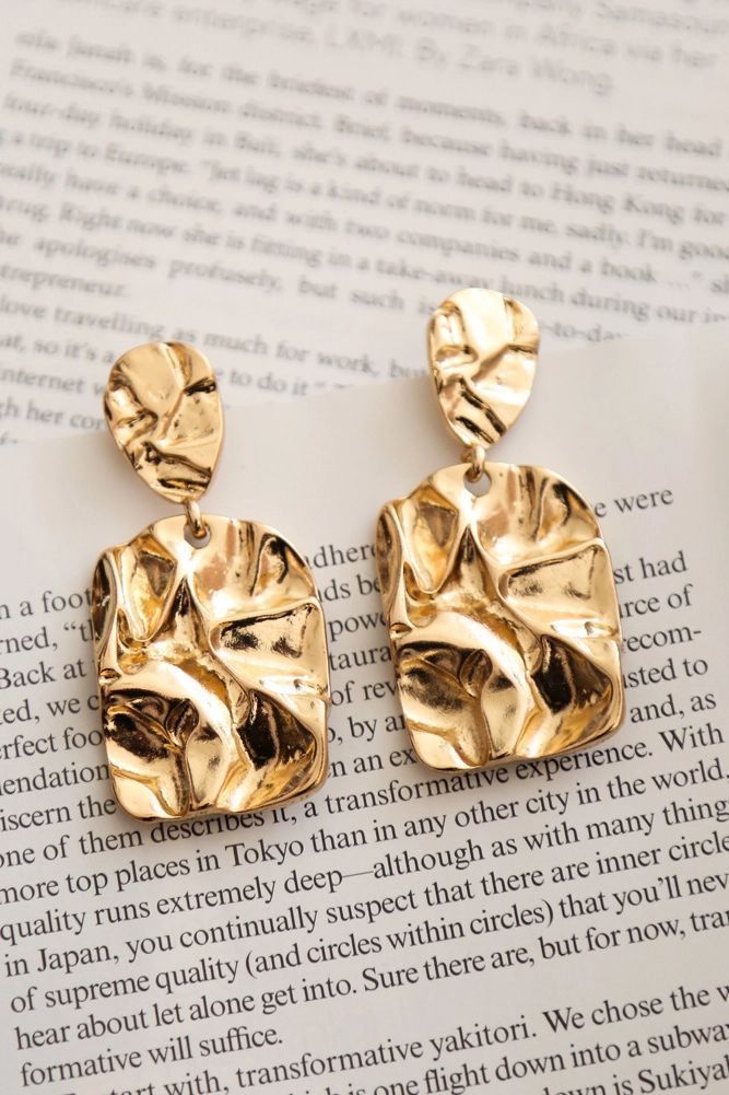 Stunning jewelry earrings for you