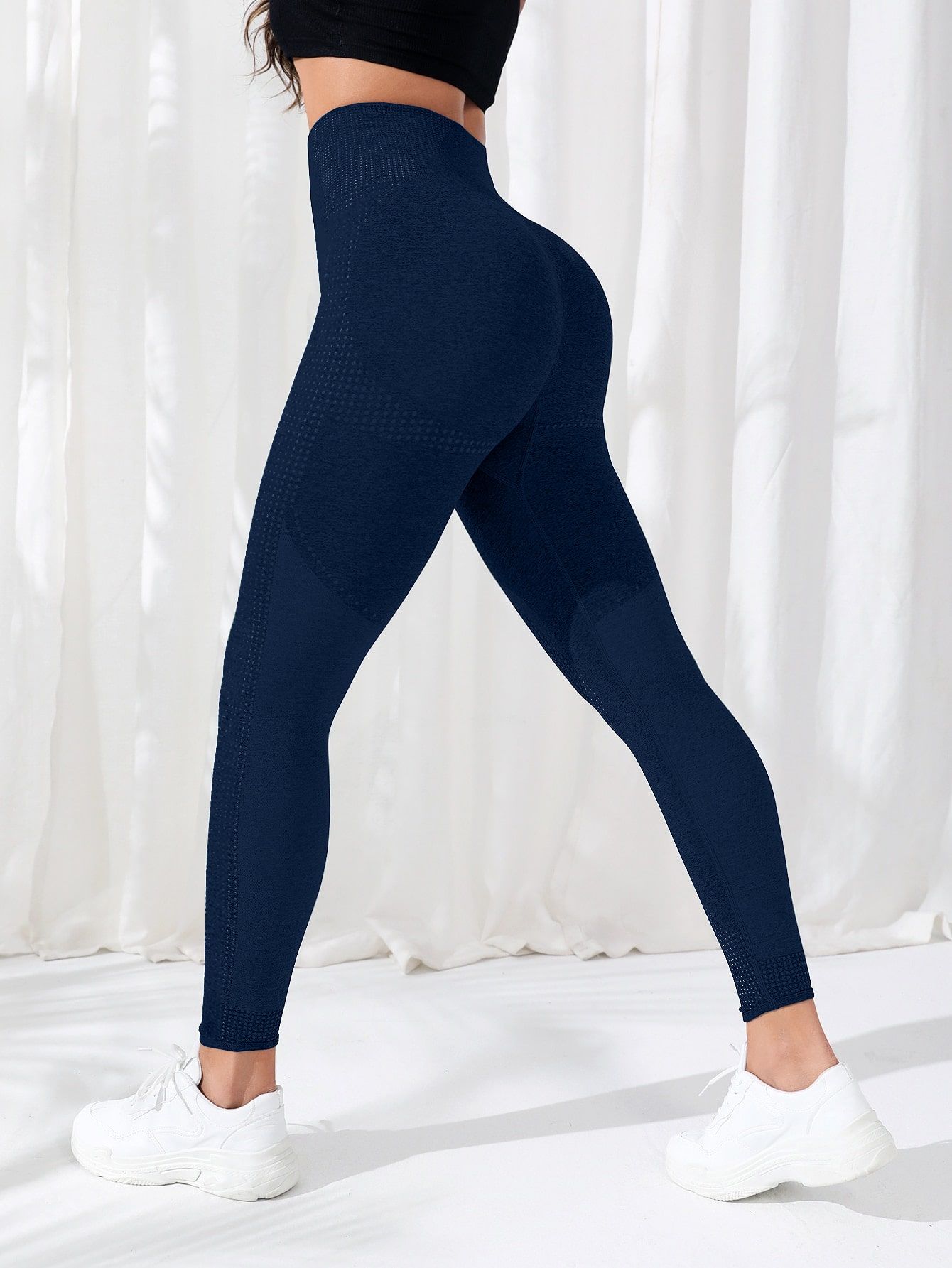 How to Wear Navy Blue Leggings: Best 13 Stylish & Casual Outfit Ideas