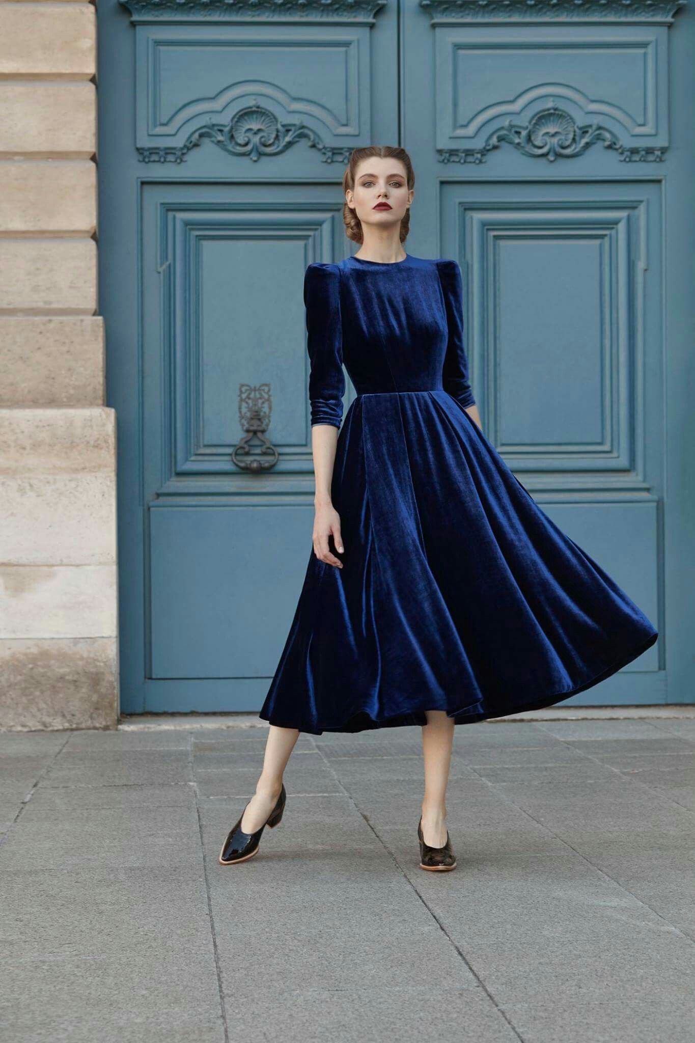 Best Velvet Midi Dress Outfit Ideas for Women: Awesome Style Guide