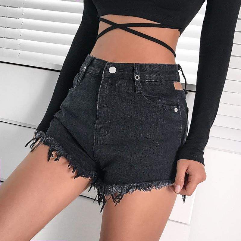 How to Style Black Jean Shorts: Best 13 Low-Key Stylish Outfits for Ladies