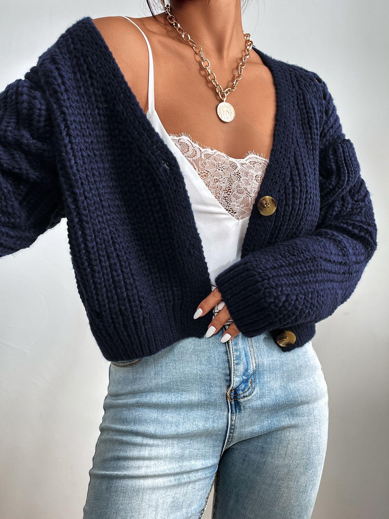Look attractive with blue cardigan and have pleasant feelings