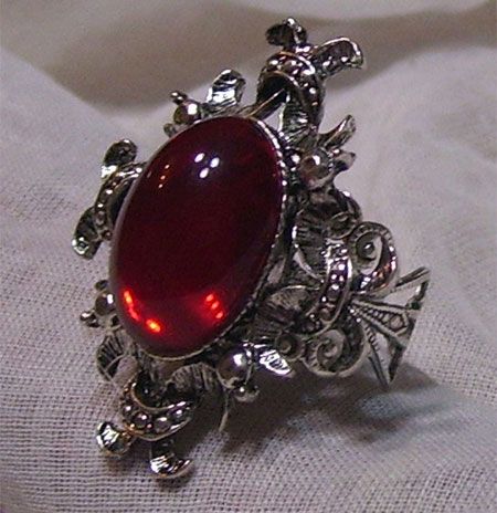Get the gothic style with gothic jewelry