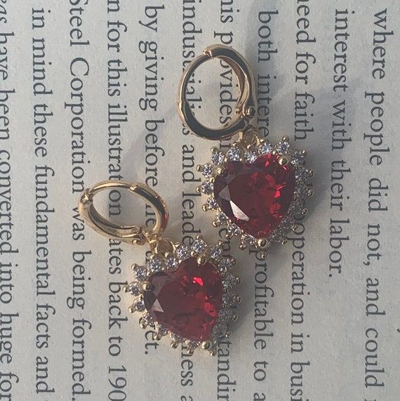 Incredible and beautiful gold heart earrings for women