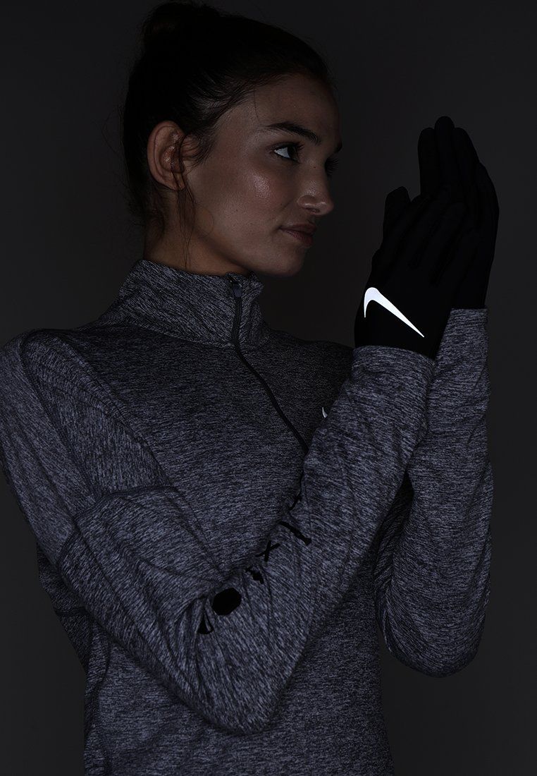 How to Wear Running Gloves: 13 Sporty & Attractive Outfits for Ladies