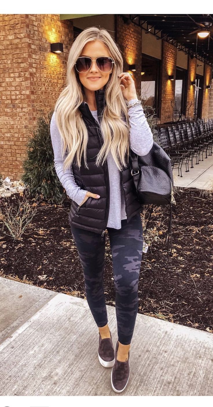 How to Style Camo Leggings: Top 13 Outfit Ideas that Make You Look Lean