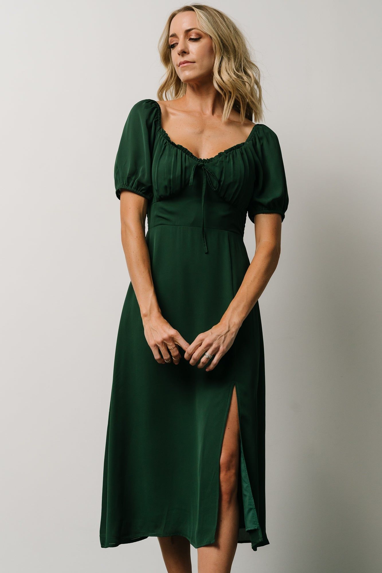 How to Wear Green Midi Dress: Best 13 Breezy & Refreshing Outfits for Ladies