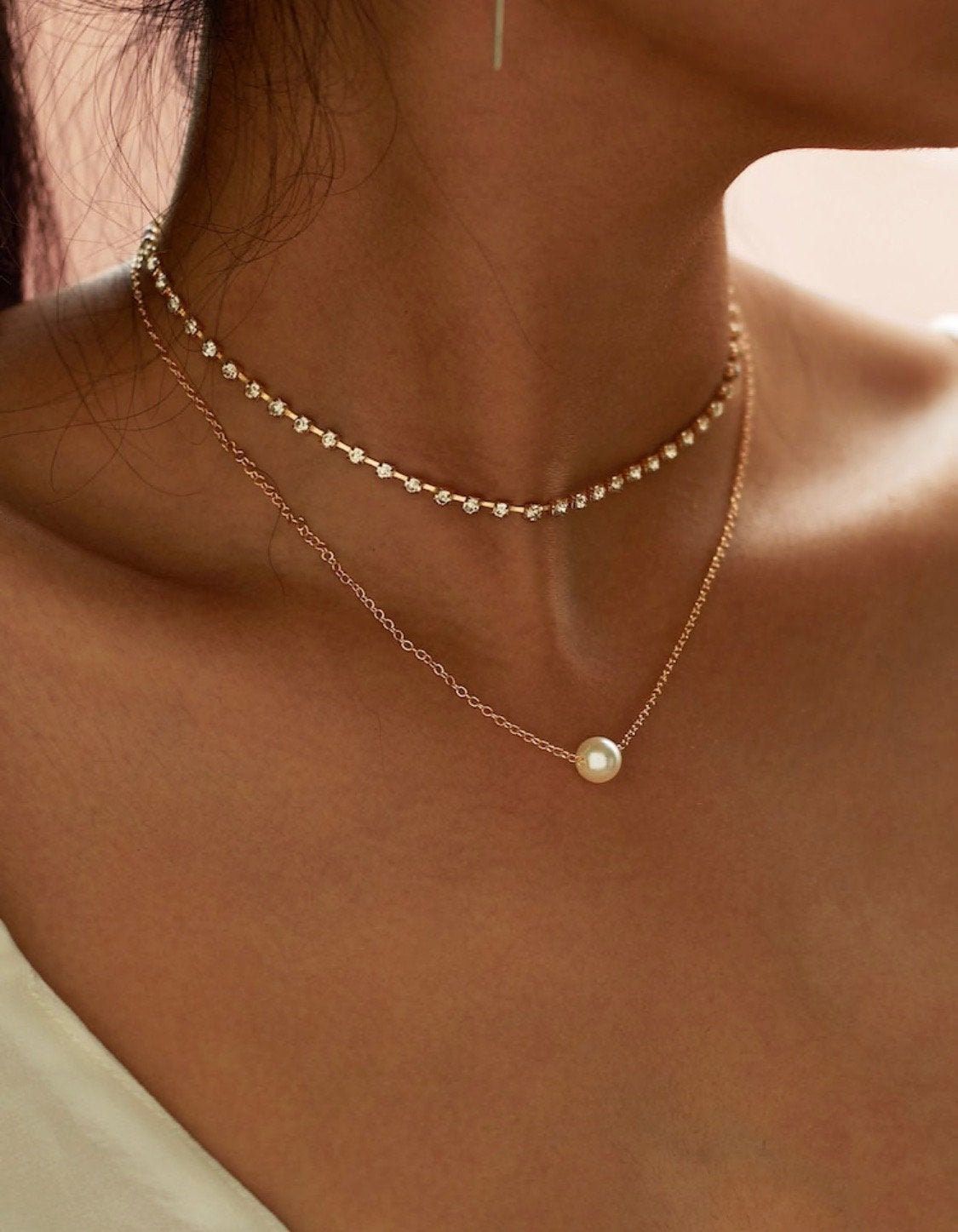 Get a Nice Look of Neck with Freshwater Pearl Necklace