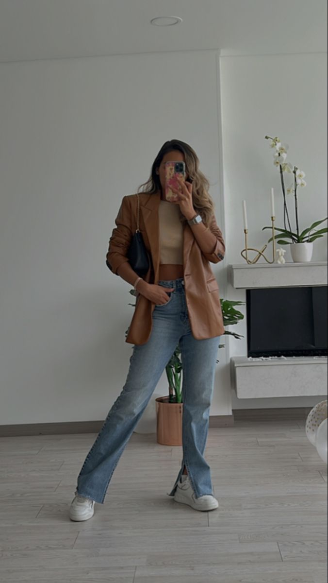 Top 15 Tan Blazer Outfit Ideas for
Ladies: Style Guide