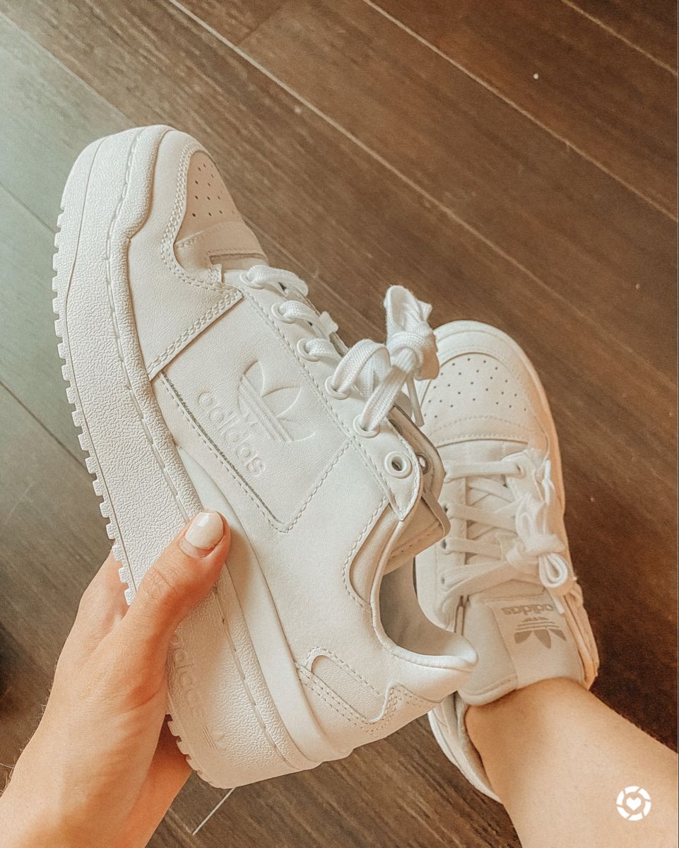 13 Best White Platform Sneakers Outfit Ideas for Women: Style Guide