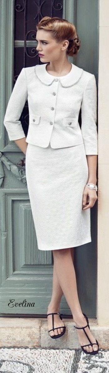 Best 15 White Skirt Suit Outfit Ideas for Women: Style Guide