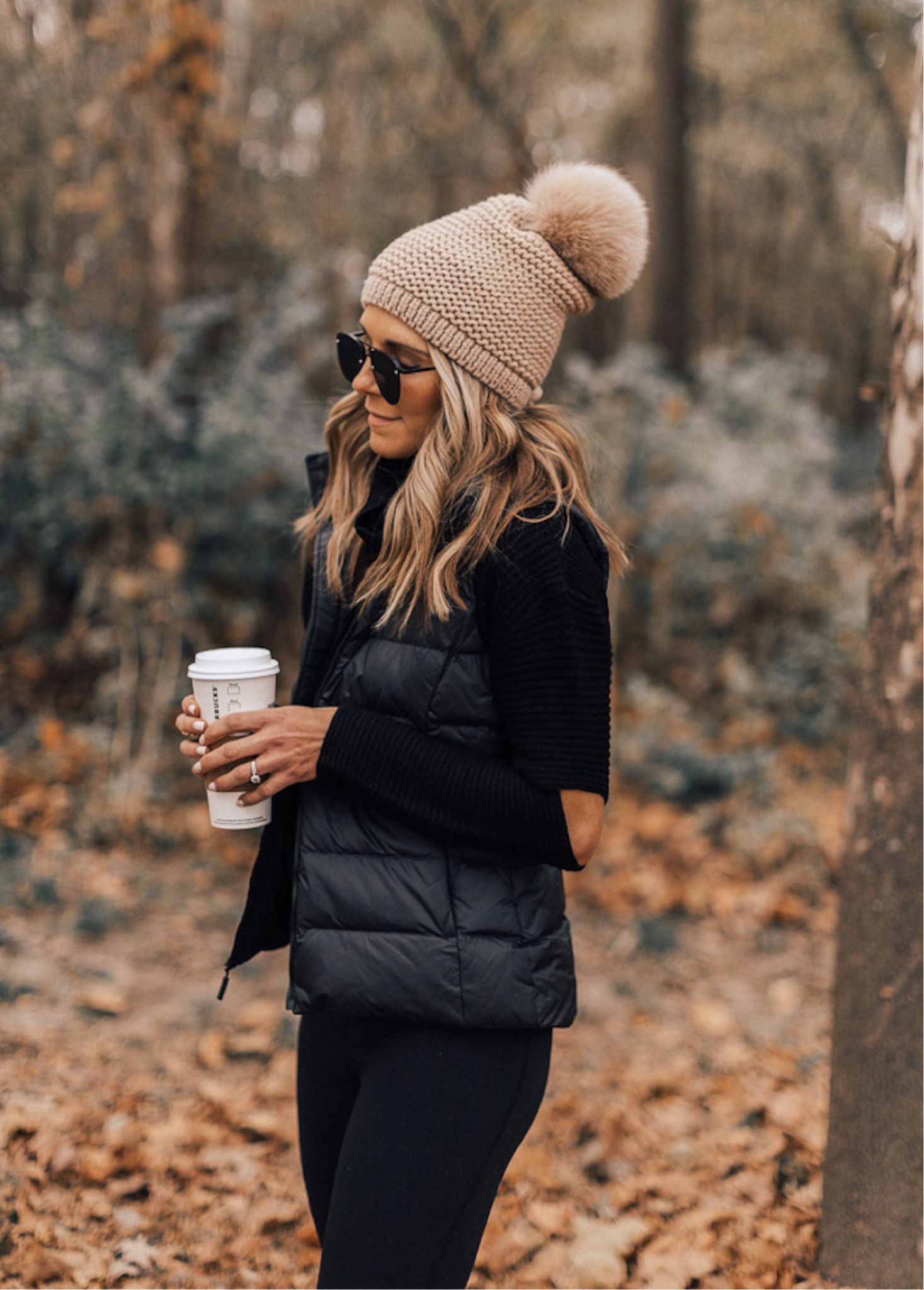 How to Wear Black Puffer Vest: 15 Stylish Outfit Ideas for Ladies