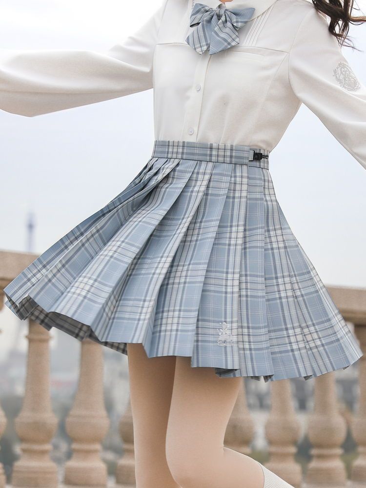 How to Wear Blue Plaid Skirt: Top 15 Beautiful & Deep Outfit Ideas