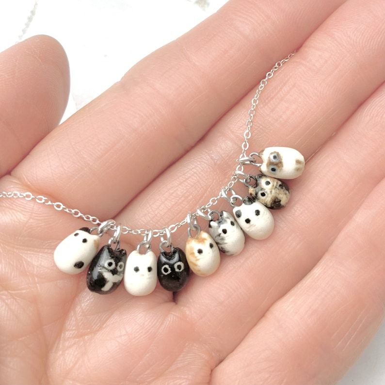 Select the latest and trendy design in necklace pendants