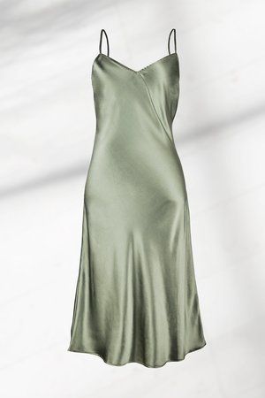 Best 13 Seafoam Green Dress Outfit Ideas for Women