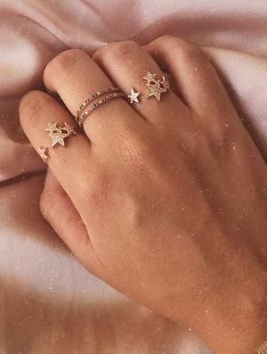 Buy costume jewelry rings to beautify your look
