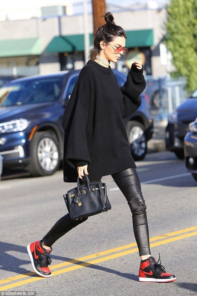 How to Make Your Leather Look More Attractive with Leggings: Outfit Ideas