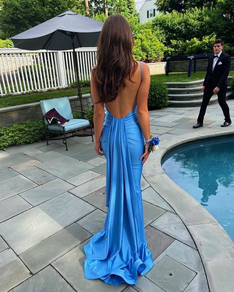 Best 13 Light Blue Prom Dress Outfit Ideas: Style Guide for Women