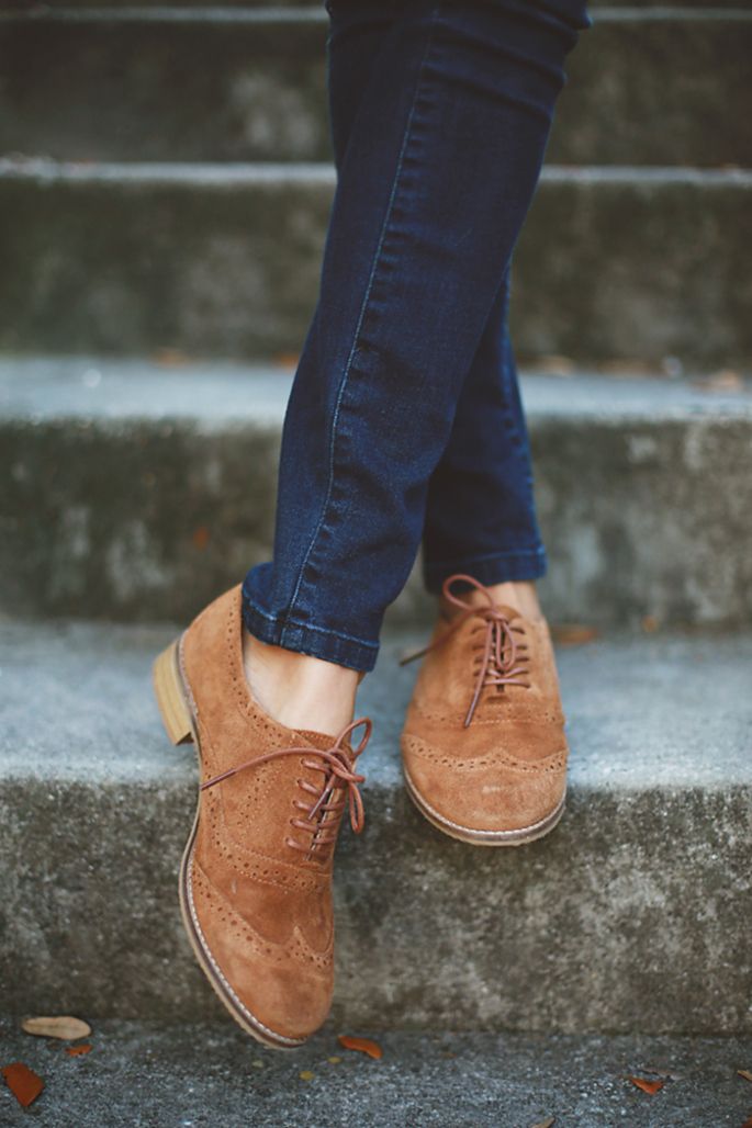 How to Style Suede Oxford Shoes: Best 13 Stylish & Low-Key Outfits for Women