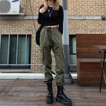 How to Wear Army Green Pants: Best 13 Refreshing & Stylish Outfits for Ladies