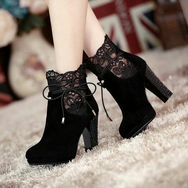Get stylish look with high heels booties
