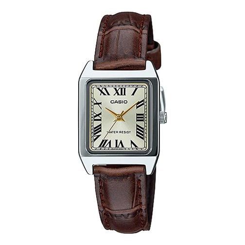 Give yourself stylish look with leather watch