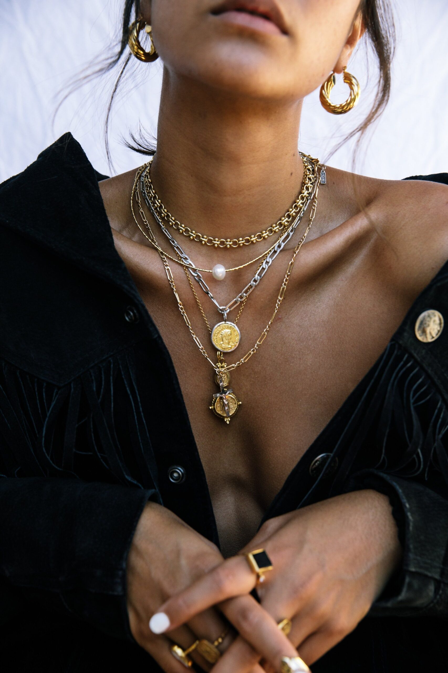 These long chain necklace are in high trend