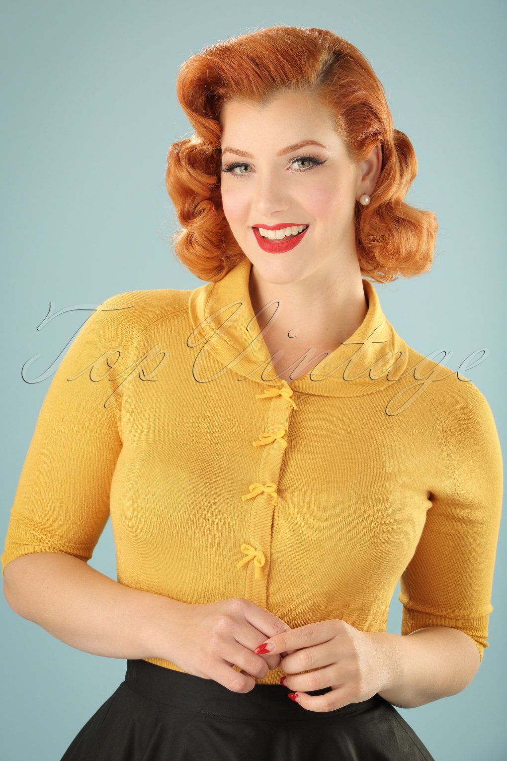 How to Style Mustard Yellow Top: 15 Cheerful Outfit Ideas for Women