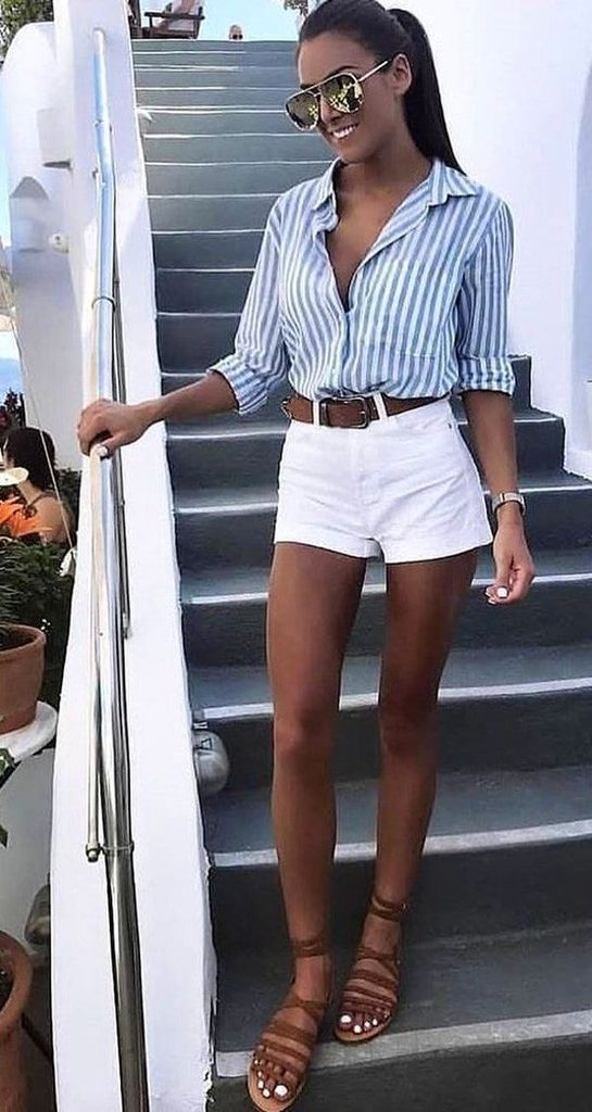 Make your look appealing with white shorts
