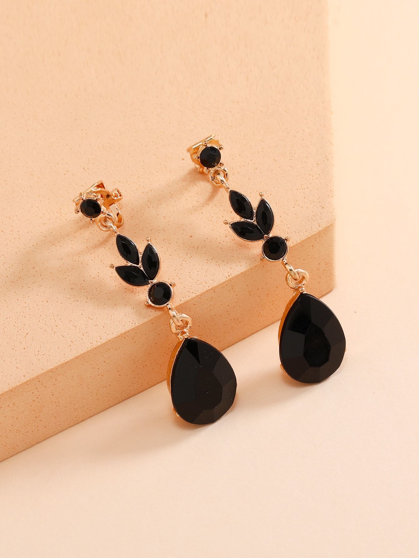 Add Black earrings to your fashion jewelry
