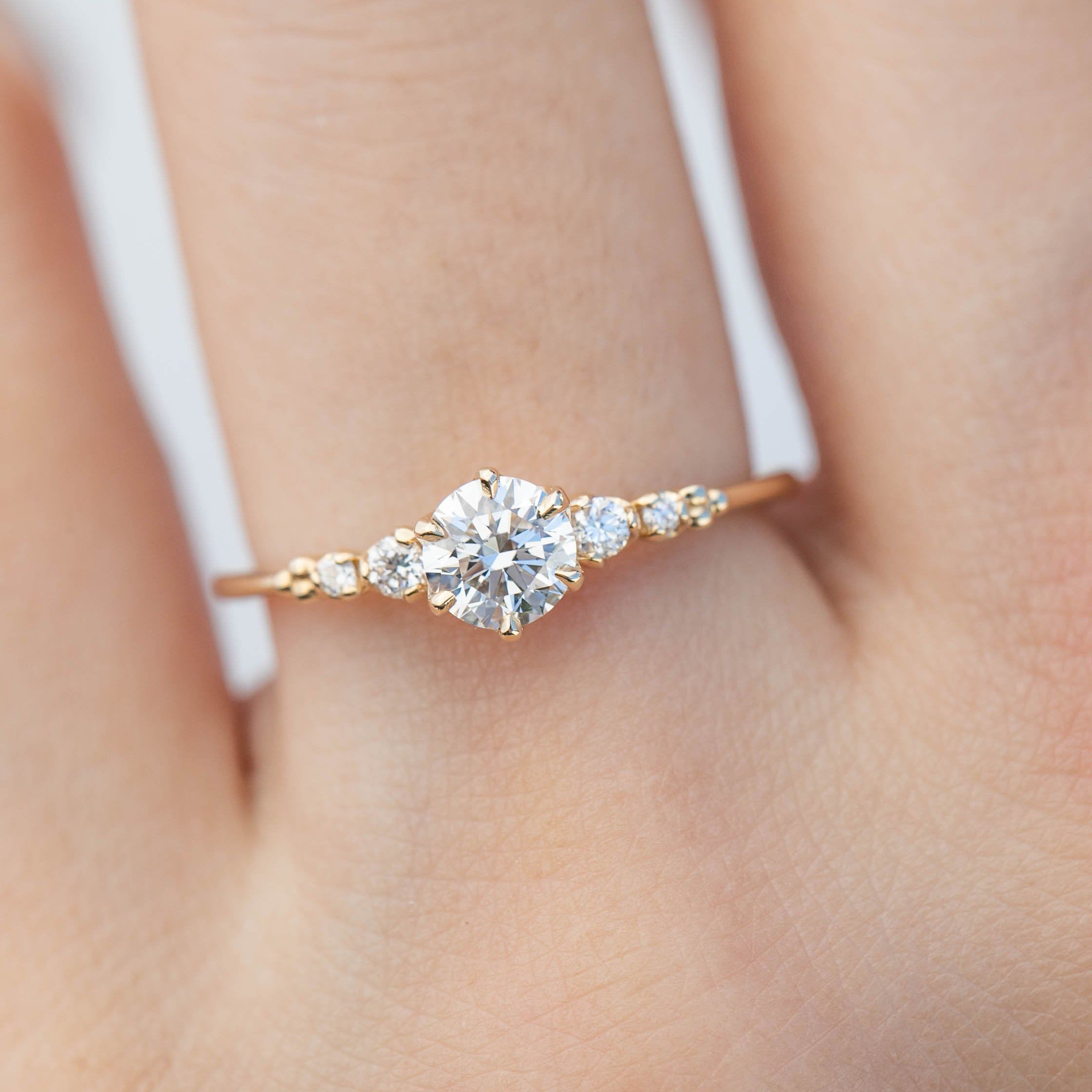 Stylish and amazing gold diamond rings for engagement