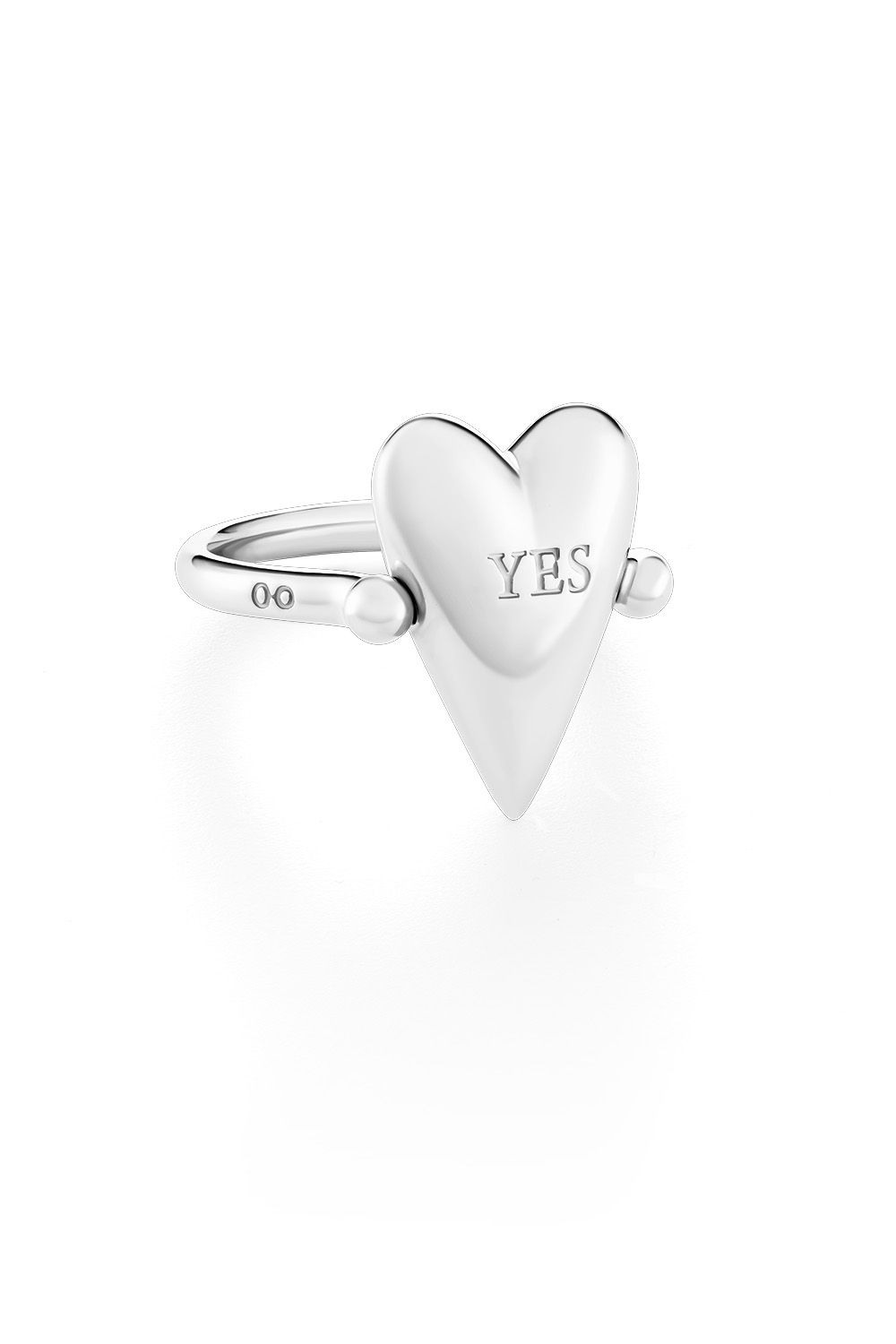 Propose your loved one with heart ring!!