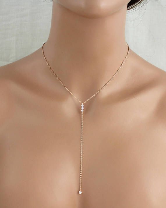 New trend goes classy with long necklaces