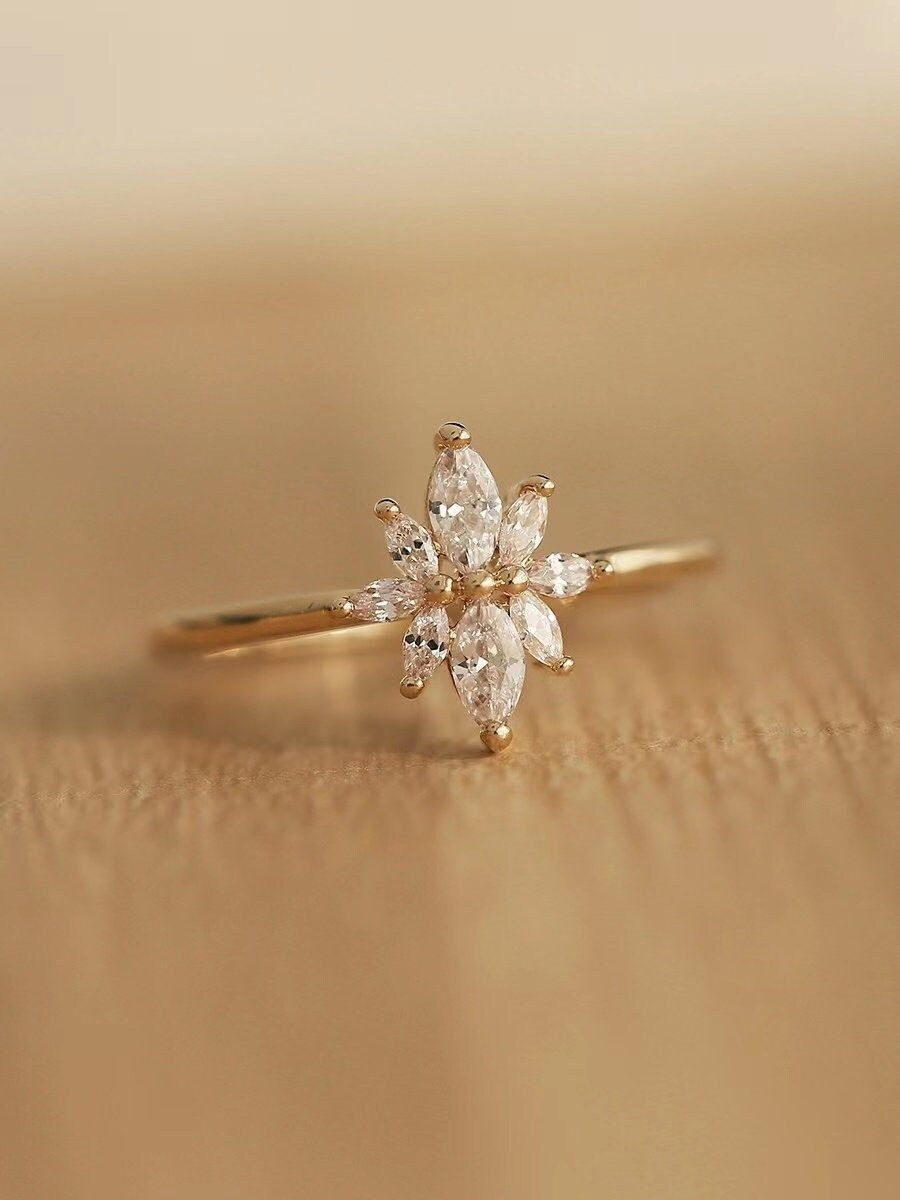 Choose perfect promise rings to express your love