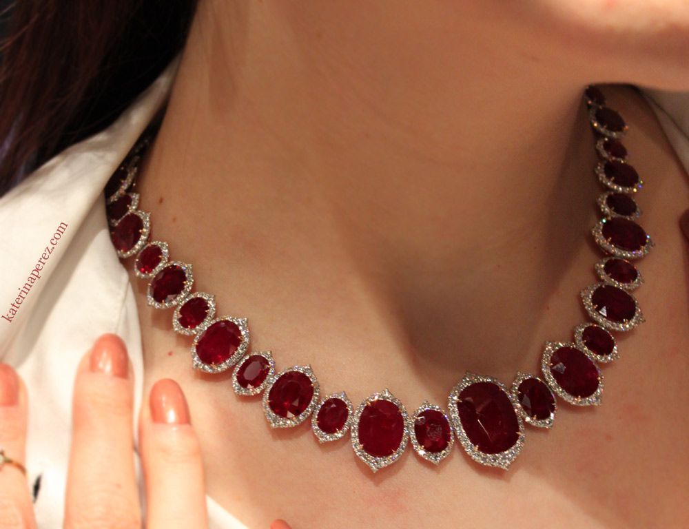 Choose desirable and favorite designs of ruby jewelry