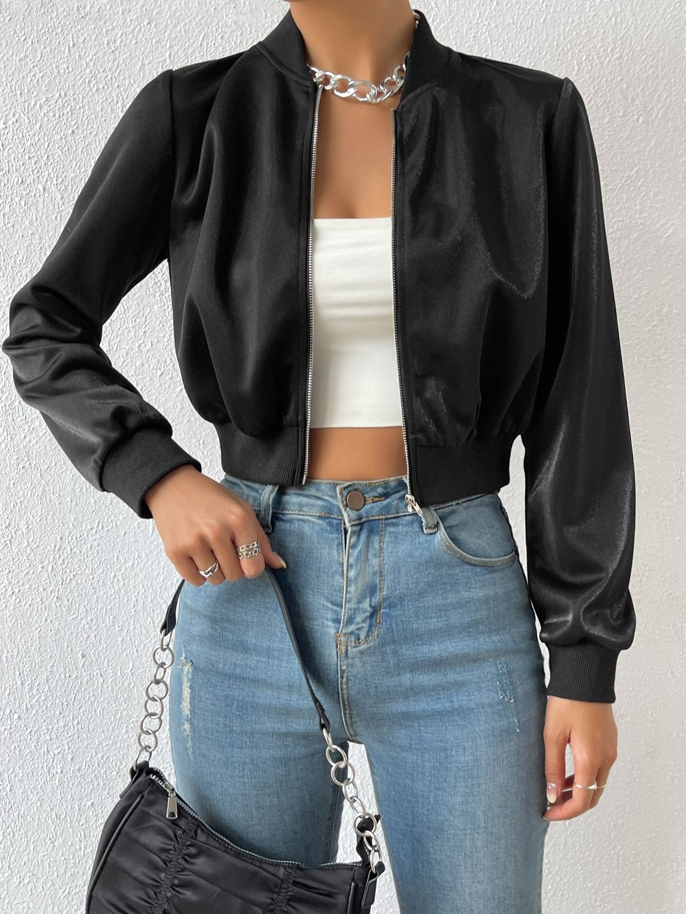 Best 15 Cropped Bomber Jacket Outfit Ideas for Women