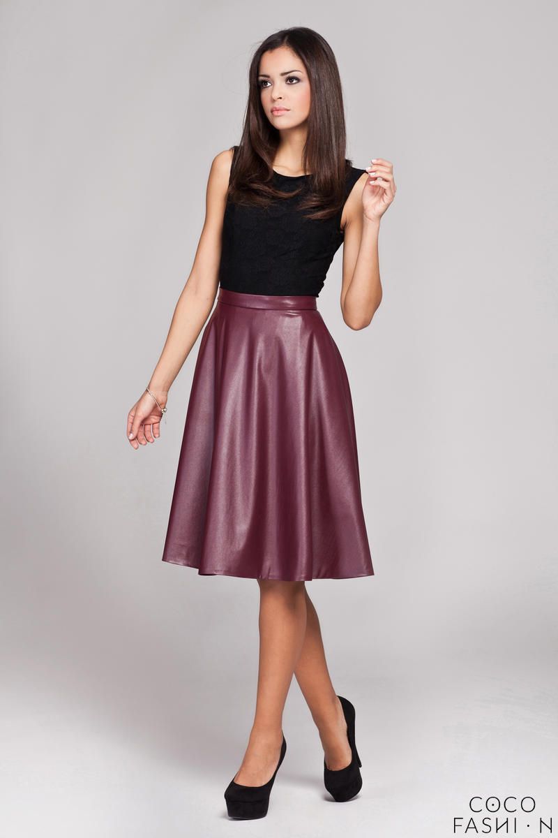 How to Wear Maroon Skirt: Top 15 Ladylike & Elegant Outfit Ideas