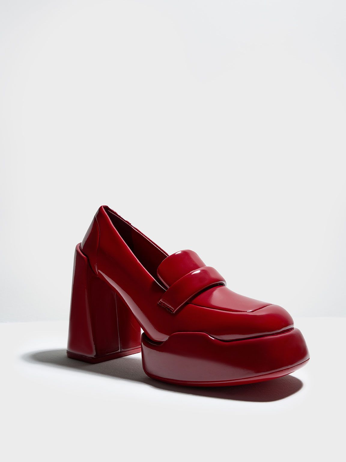 How to Style Red Loafers: Best 13 Sharp & Attractive Outfits for Ladies