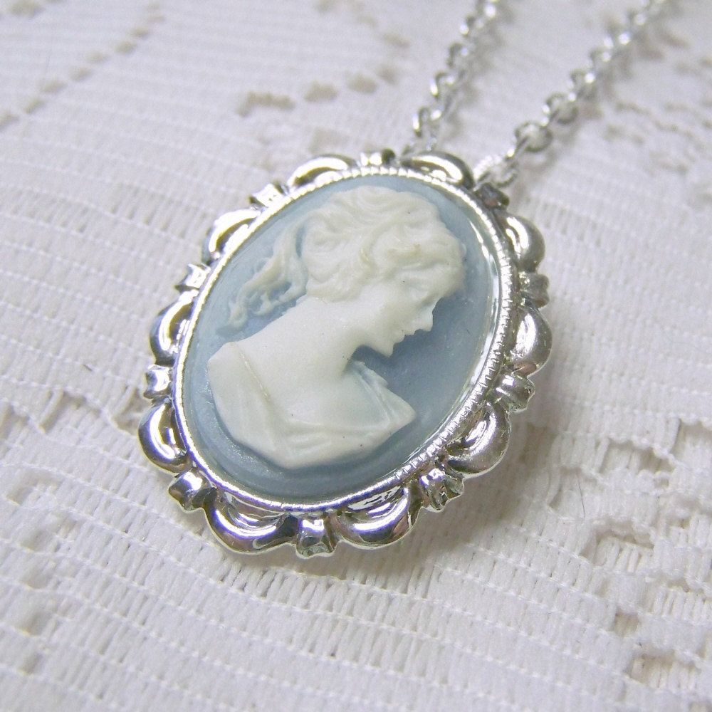 Replace your traditional style with trendy cameo necklaces