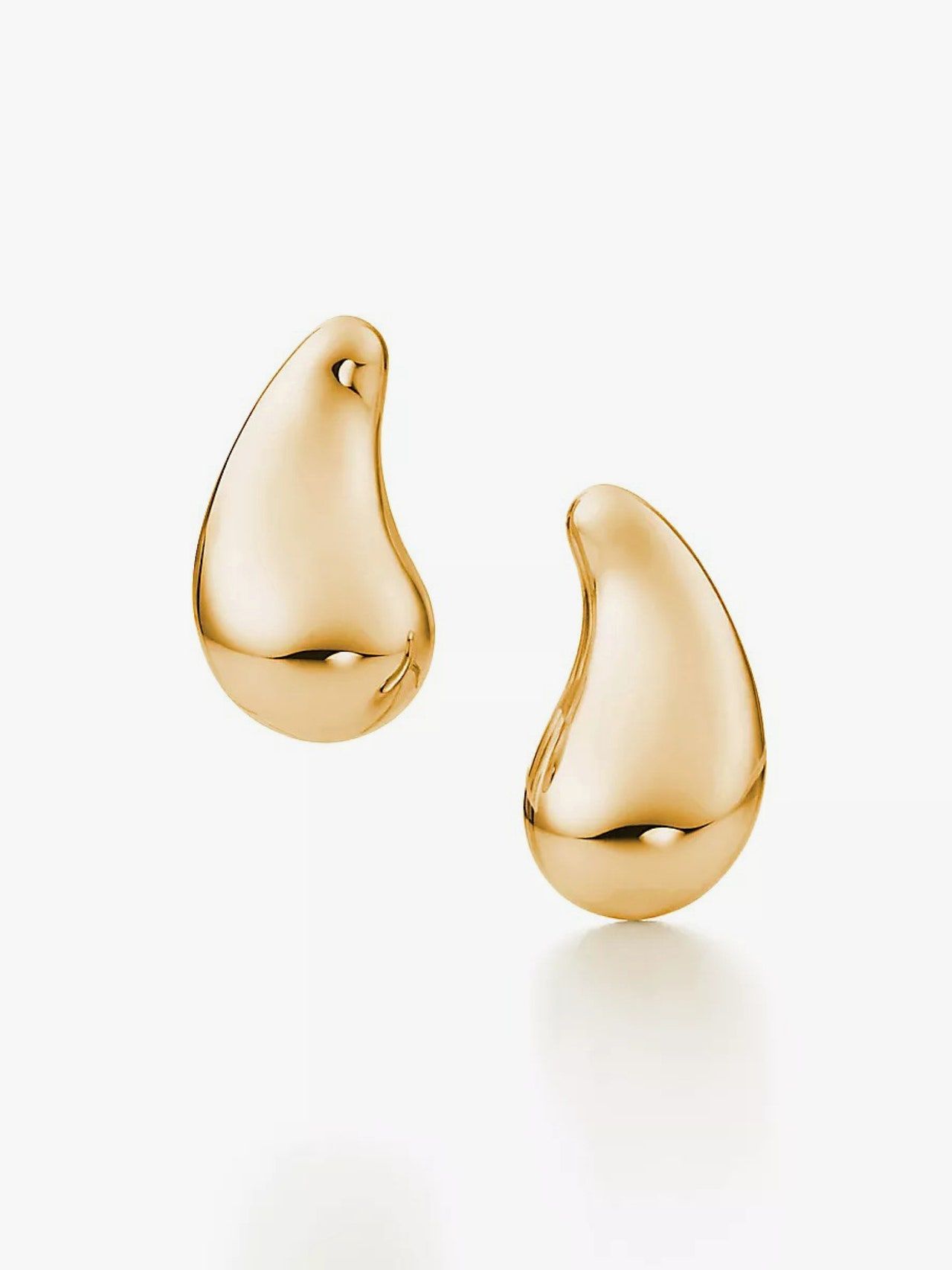 Look elegant and unique with Earring gold