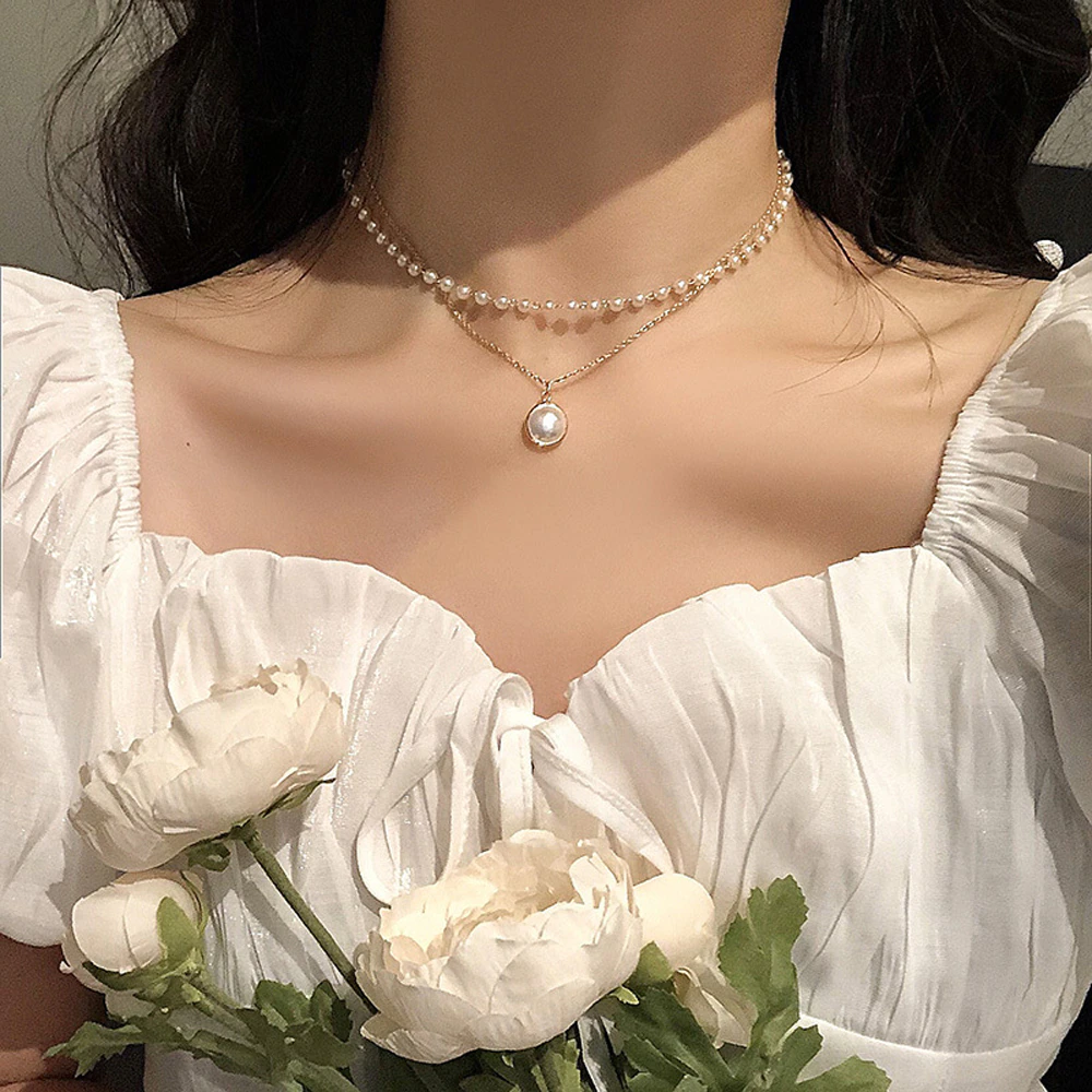 Other’s envy, owner’s pride – White pearl necklace
