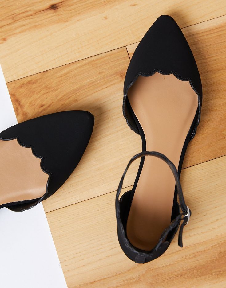 The must-have trend: ankle strap flats