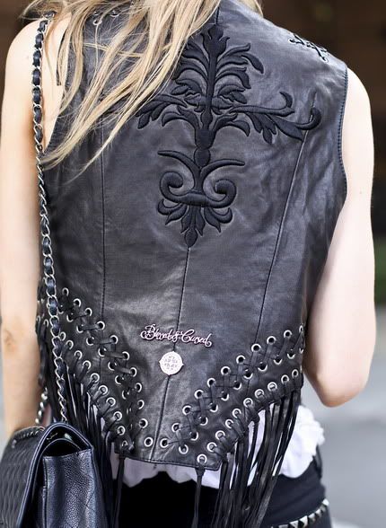 The Ultimate Guide to Choosing and
Wearing a Biker Vest
