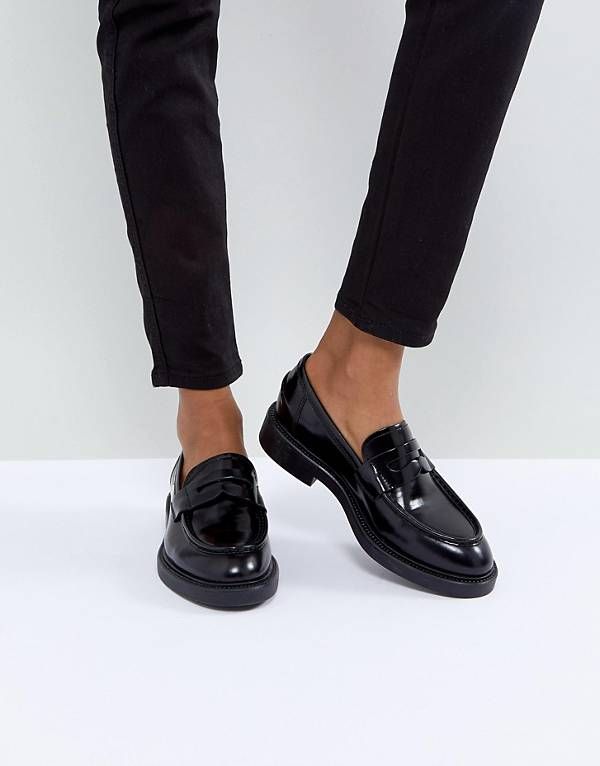 How to Wear Black Suede Loafers: Top 13 Stylish & Unisex Outfits for Ladies