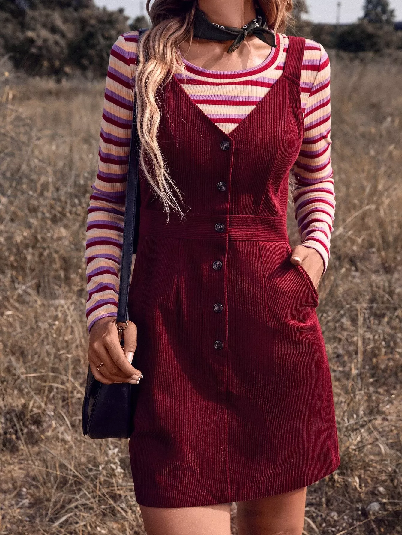 Stylish Ways to Wear a Corduroy Dress
This Fall