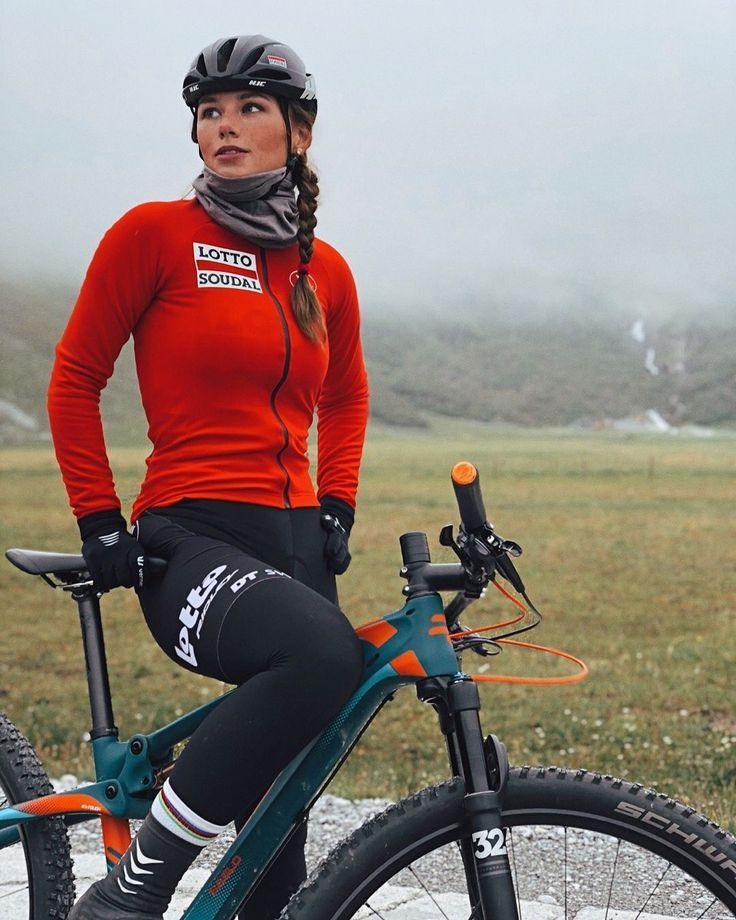 Top 15 Cycling Pants Outfit Ideas for Women