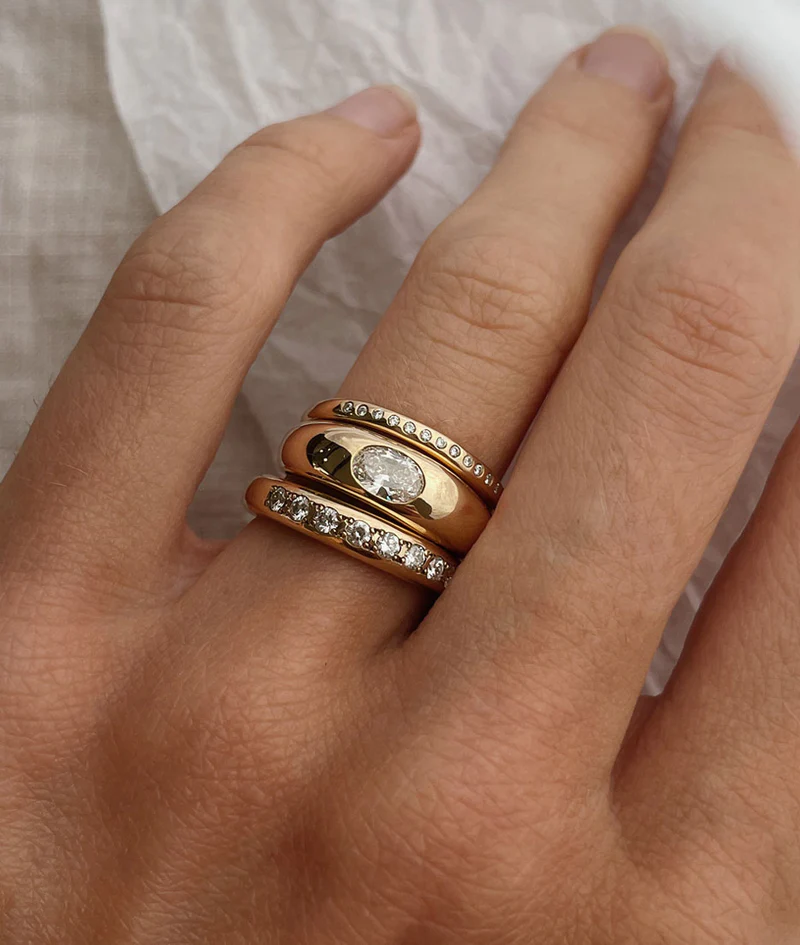 Stylish and amazing gold diamond rings for engagement