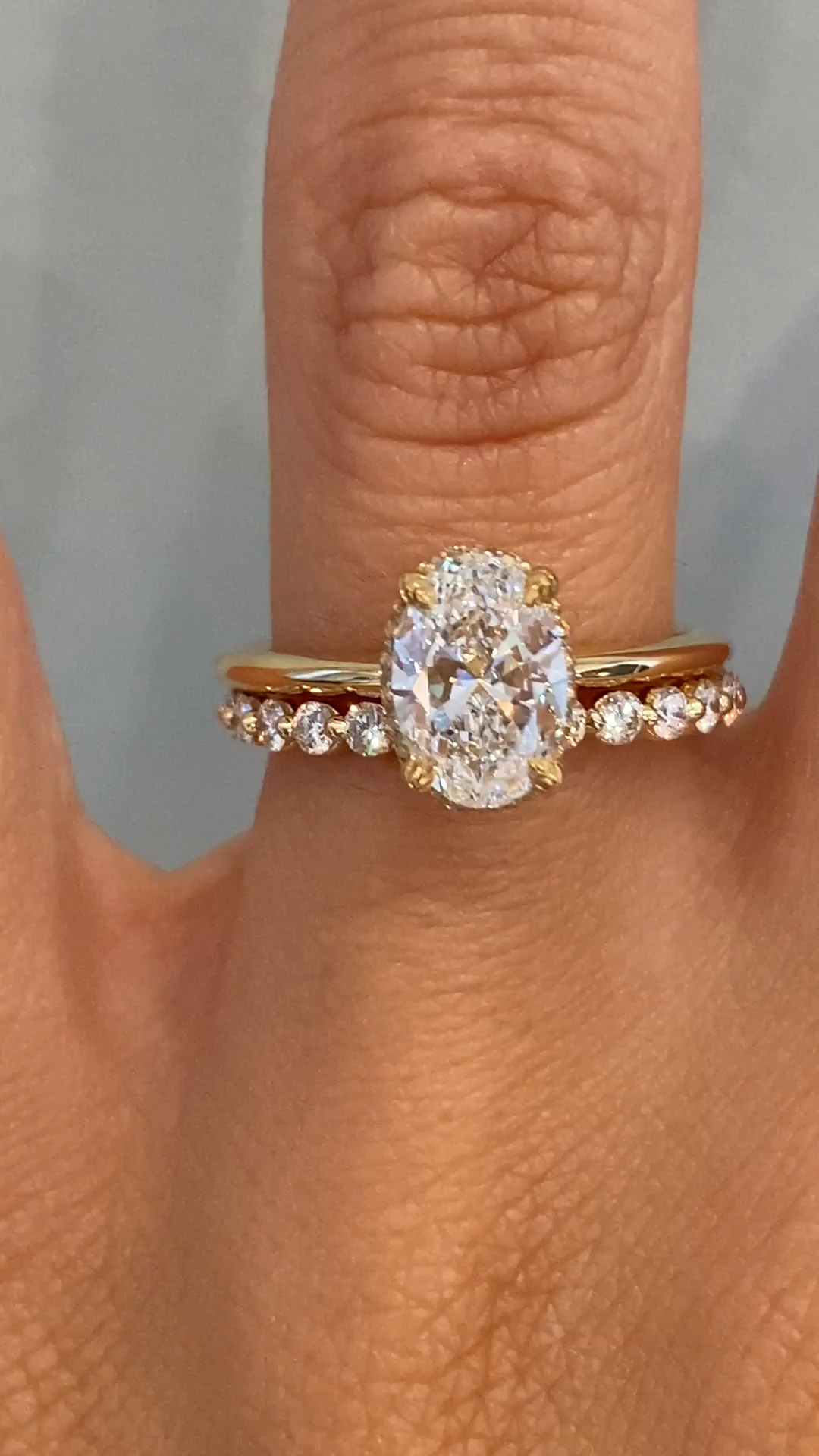 The Ultimate Guide to Buying a Gold Ring
with Diamond